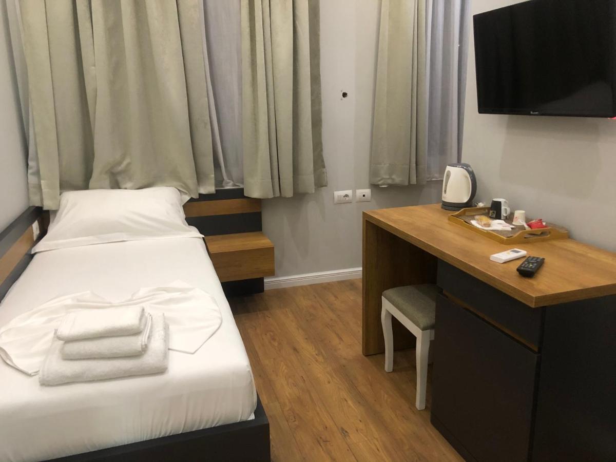 Andys Rooms Hotel Tirana Eksteriør billede