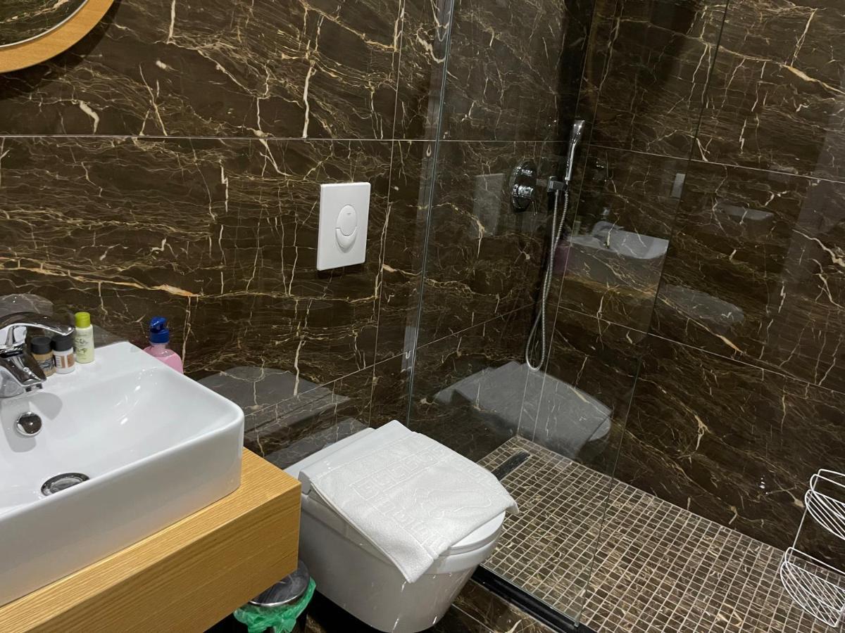 Andys Rooms Hotel Tirana Eksteriør billede