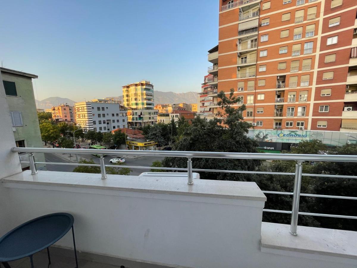 Andys Rooms Hotel Tirana Eksteriør billede