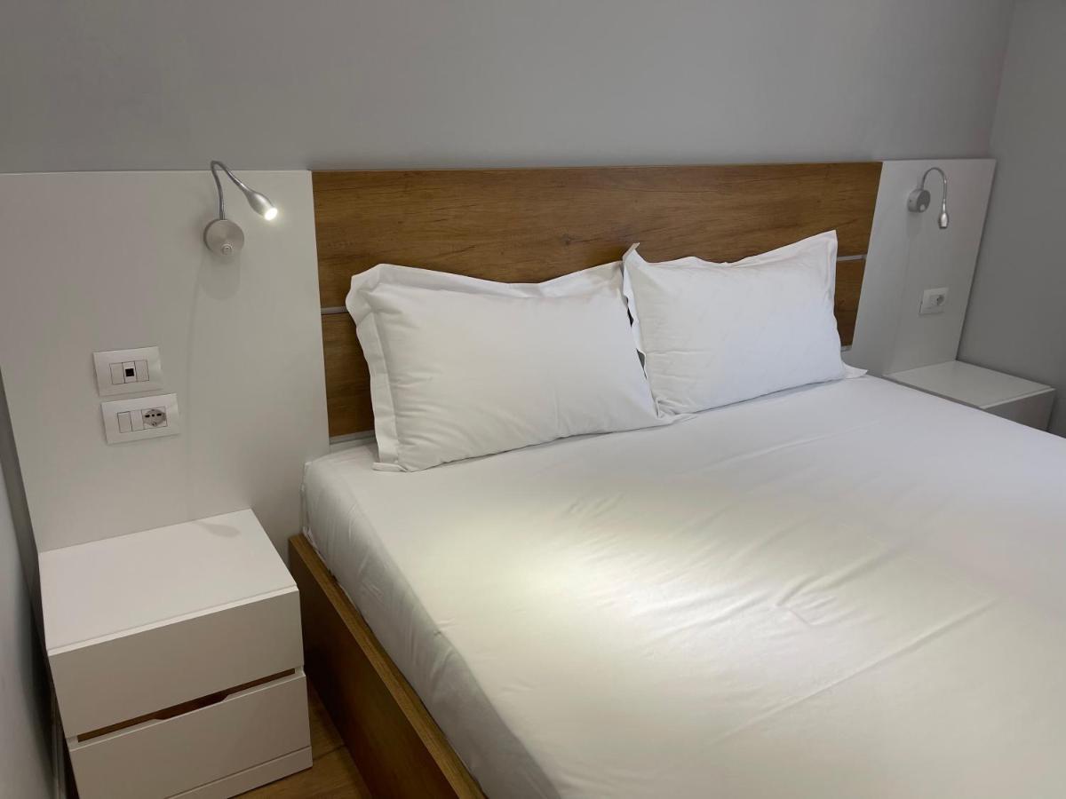 Andys Rooms Hotel Tirana Eksteriør billede